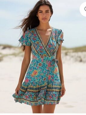 Zesica Green Boho Floral Print Mini Dress - Wrap V-Neck. Size Small